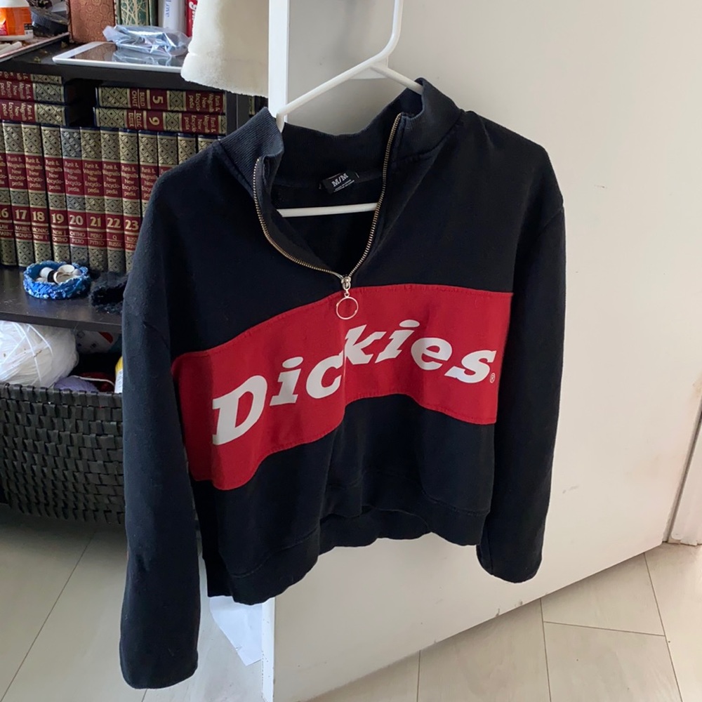 Dickie’s crop top